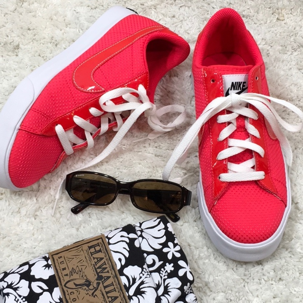 Nike bright pink sneakers